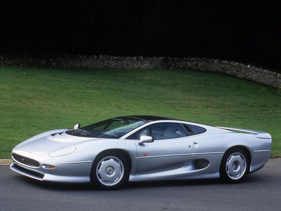  Jaguar XJ220 1992 года  (UK) (фото 7 из 11)